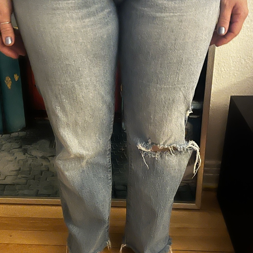 Gap Blue Distressed Women Jeans - Picture 4 of 4
